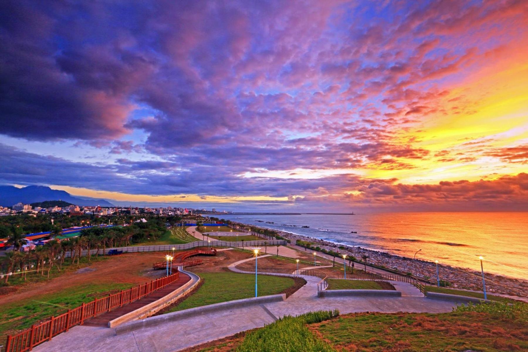 Shinge Hotel Città di Hualien Esterno foto